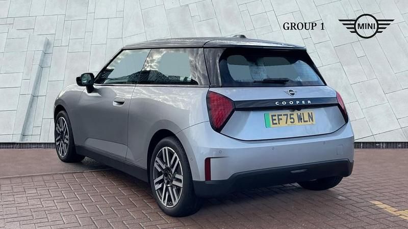 Used Mini Cooper Hatch 133 kW (181 HP) 2026 Silver Hatchback