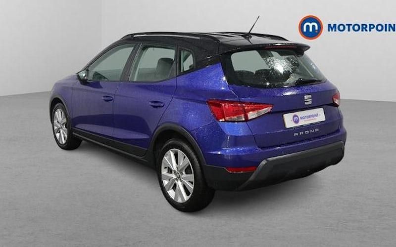 Used Seat Arona SE Technology 95 HP (69 kW) 2021 Blue SUV
