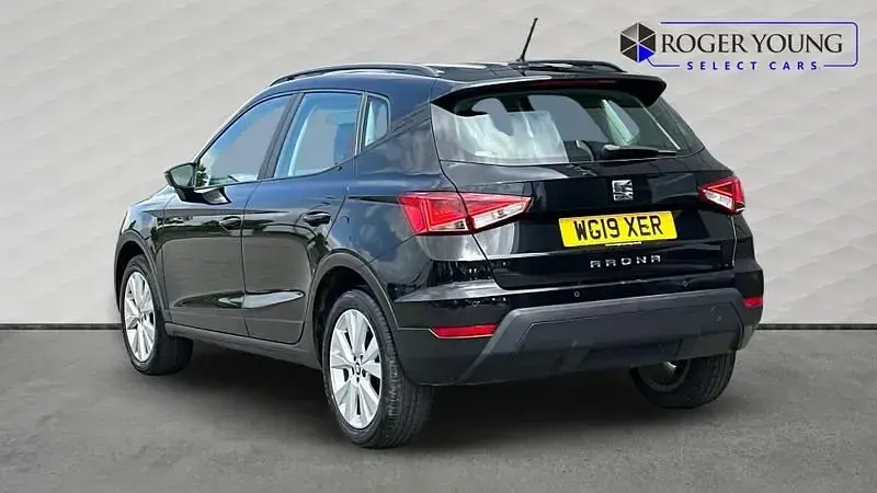 Używany Seat Arona SE Technology 95 KM (69 kW) 2019 Czarny SUV