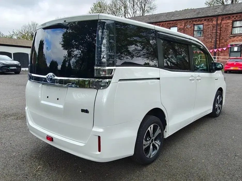 Used Toyota Voxy 2019 White MPV