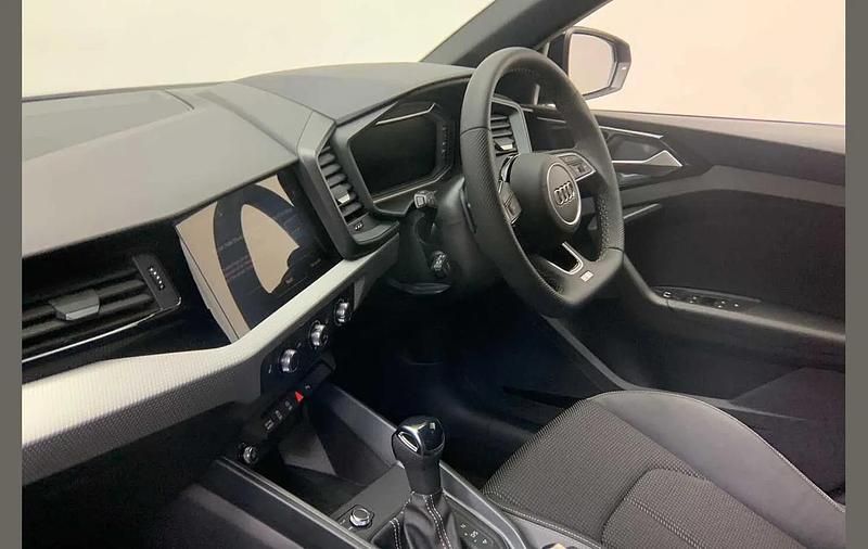 Used Audi A1 Black Edition 147 HP (108 kW) 2026 Blue SUV