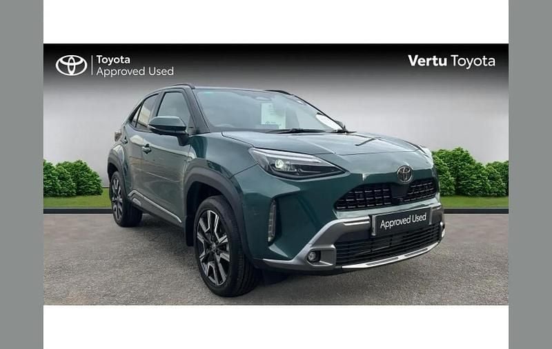 Other Used 2025 Toyota Yaris Hybrid SUV | £29,090 (Expensive) - Image 1/4