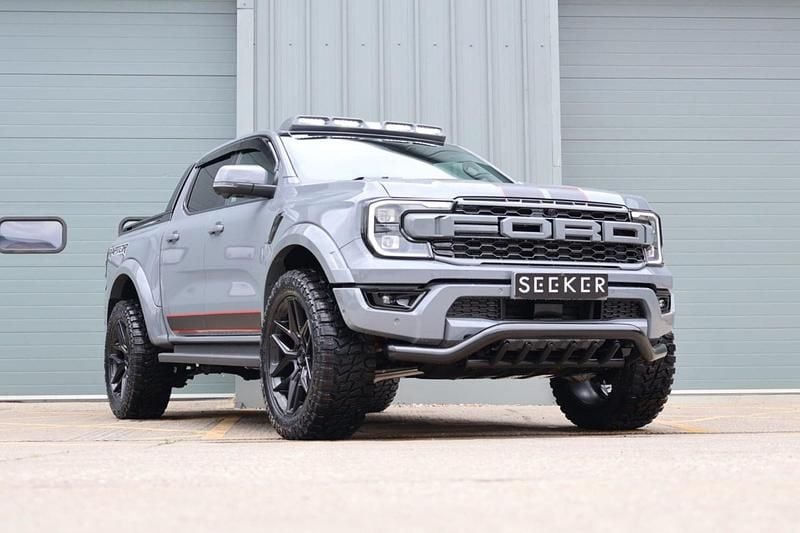 Grey New 2025 Ford Ranger Raptor Pickup | £54,950 (Expensive) - Image 1/4