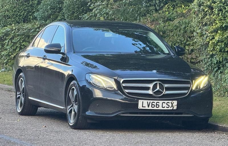 Black Used 2016 Mercedes E220 SE Sedan | £7,475 (Super price) - Image 1/4