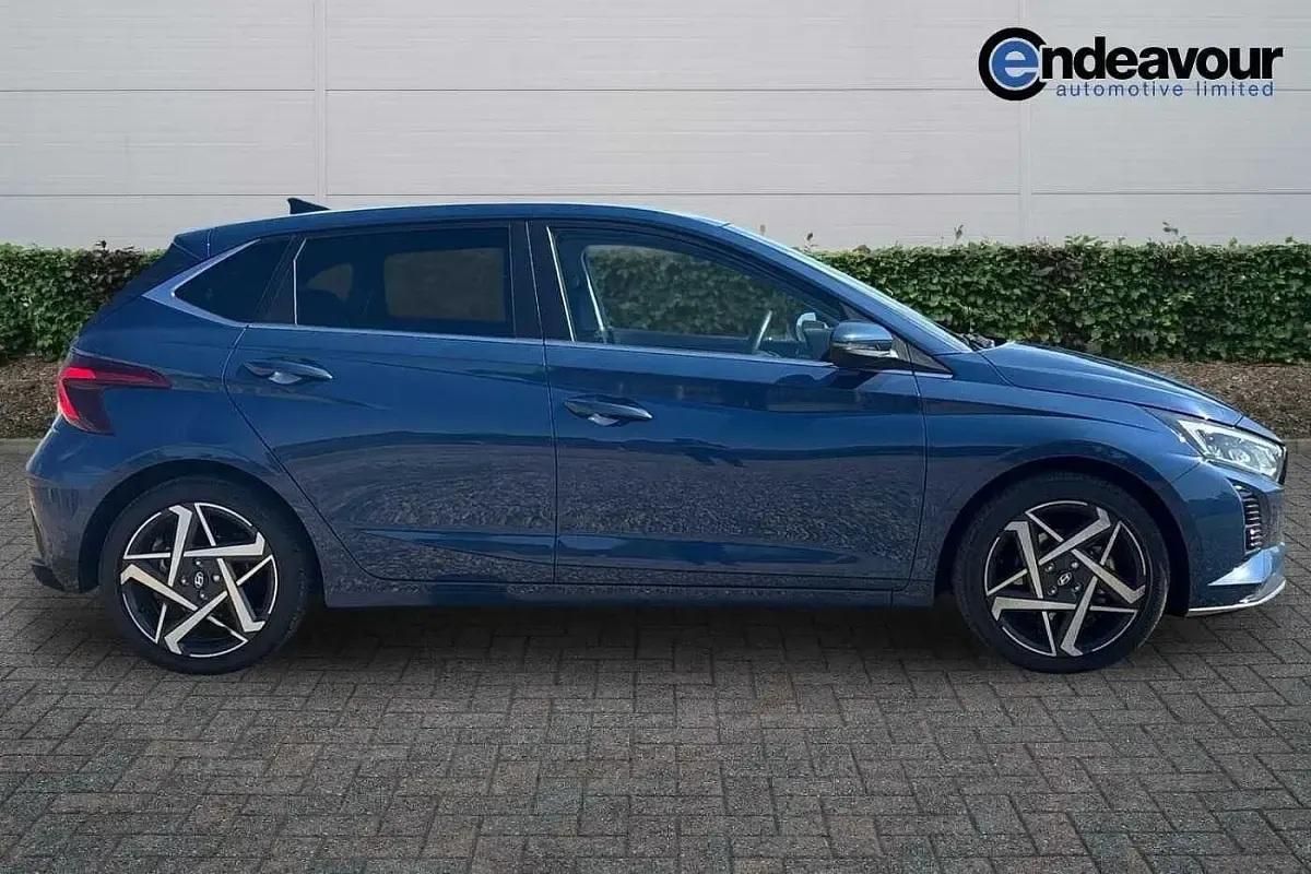 New Hyundai i20 90 HP (66 kW) 2026 Blue Hatchback