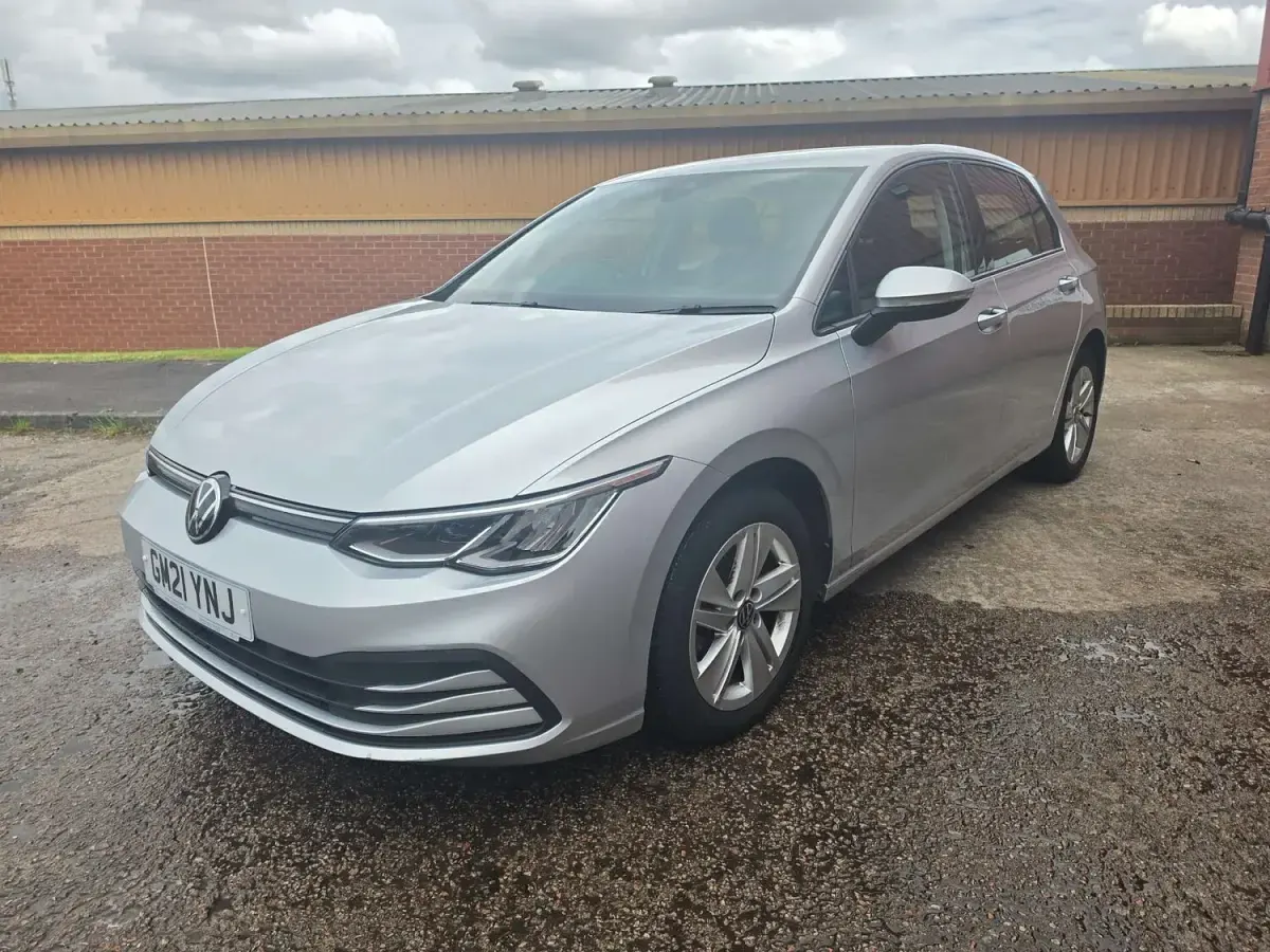 Used VW Golf VII Life 150 HP (110 kW) 2021 Silver Hatchback