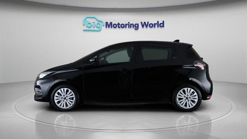 Used Renault Zoe Techno 98 kW (134 HP) 2022 Hatchback