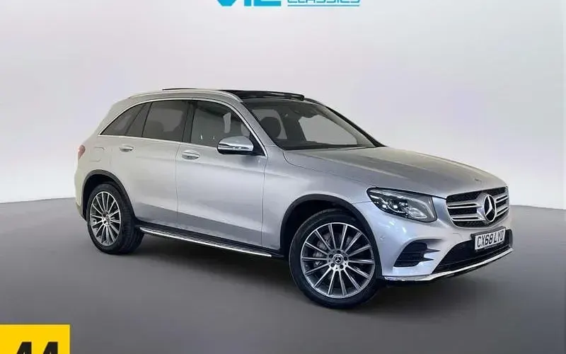Usado Mercedes GLC250 AMG Line Premium 211 HP (155 kW) 2019 Carrinha