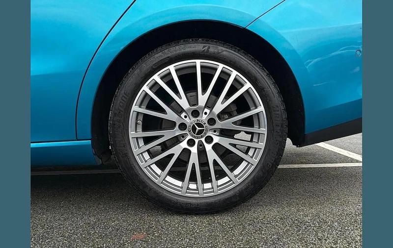 Used Mercedes CLA180 Executive 134 HP (98 kW) 2024 Blue Sedan