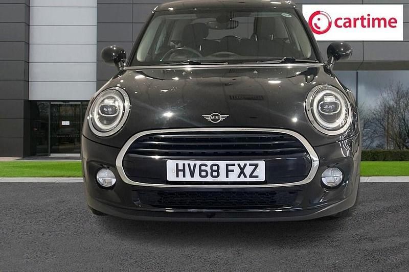 Used Mini Cooper Hatch 136 HP (100 kW) 2018 Black Hatchback