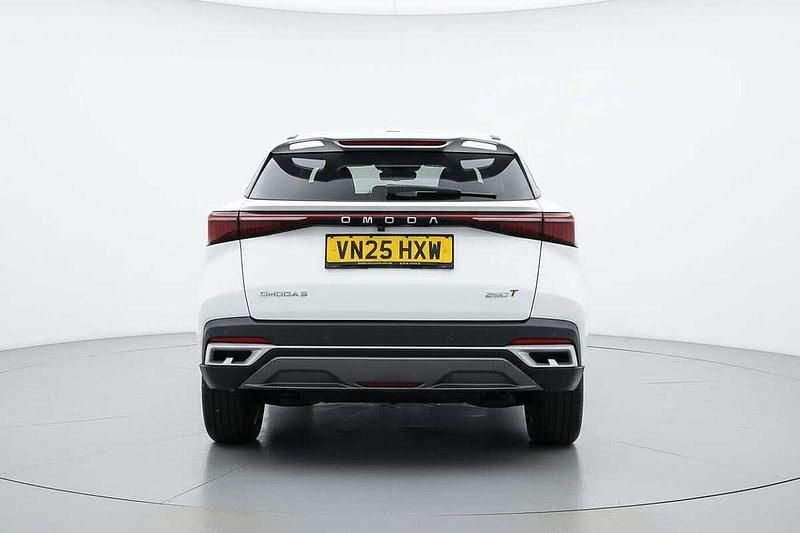 Used Omoda 5 186 HP (136 kW) 2025 White SUV