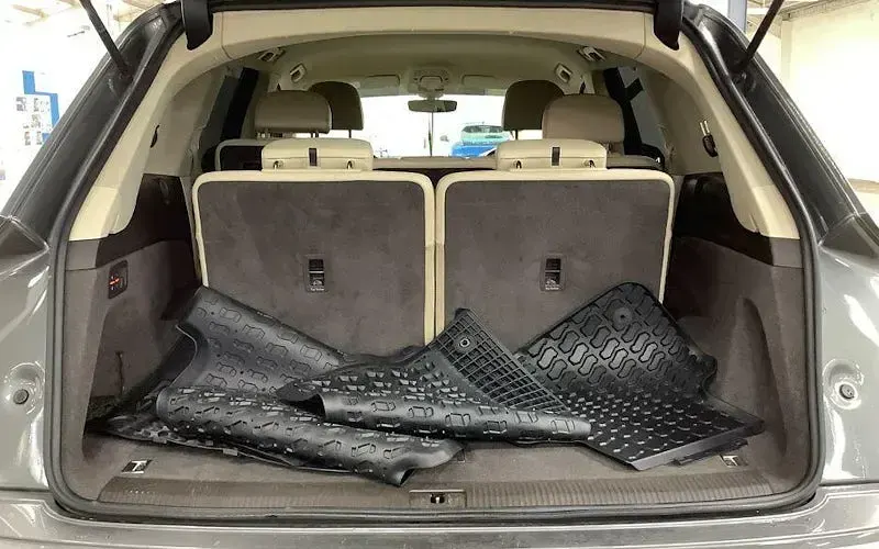 Used Audi Q7 272 HP (200 kW) 2015 Black SUV