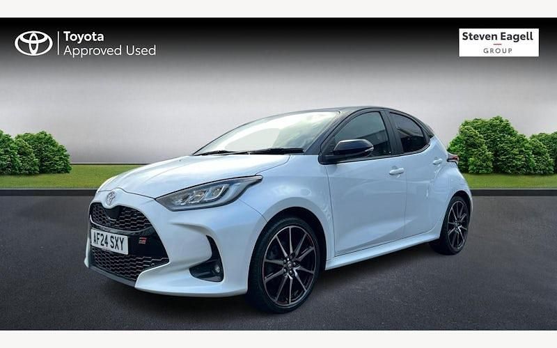 Used Toyota Yaris Hybrid Sport 131 HP (96 kW) 2026 Hatchback