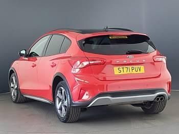 Used Ford Focus Active 125 HP (91 kW) 2022 Red Hatchback
