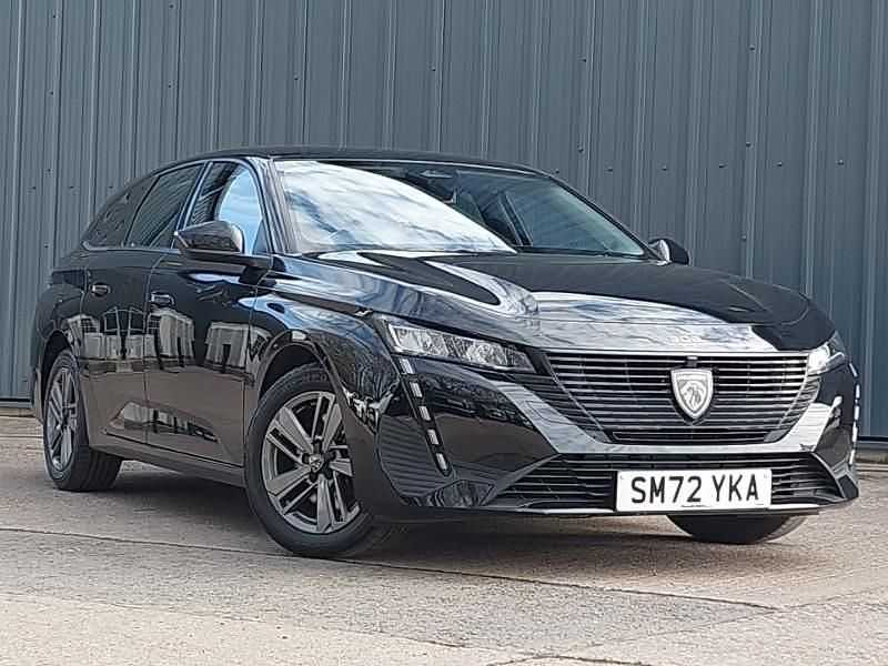 Used Peugeot 308 Active Premium 131 HP (96 kW) 2023 Black Estate