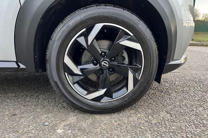 Used Nissan Juke N-Connecta 2024 Silver SUV