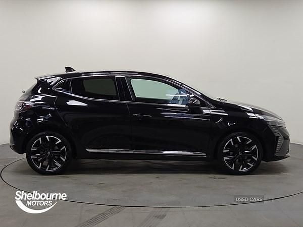 Used Renault Clio V Techno 90 HP (66 kW) 2024 Black  Hatchback