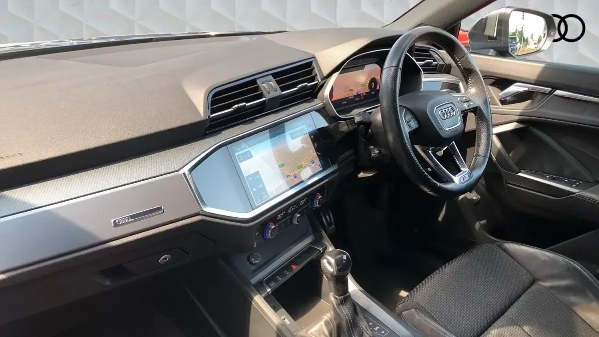 Used Audi Q3 S-Line 150 HP (110 kW) 2019 Grey SUV