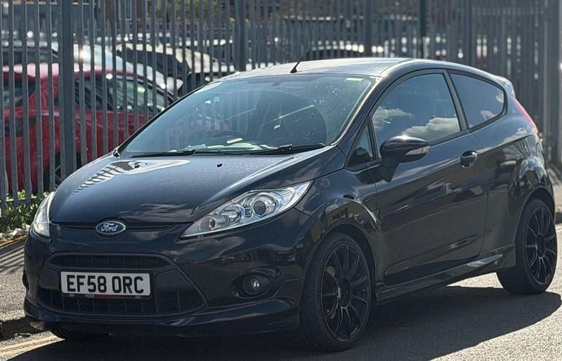 Usado Ford Fiesta Zetec 2009 Preto Citadino