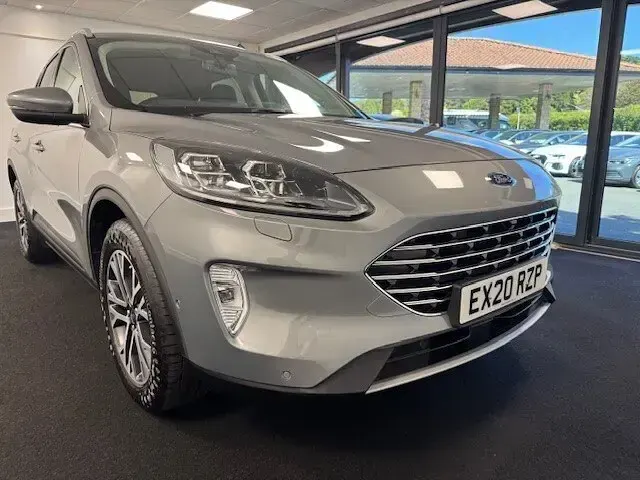 Used Ford Kuga Titanium 150 HP (110 kW) 2020 Silver SUV