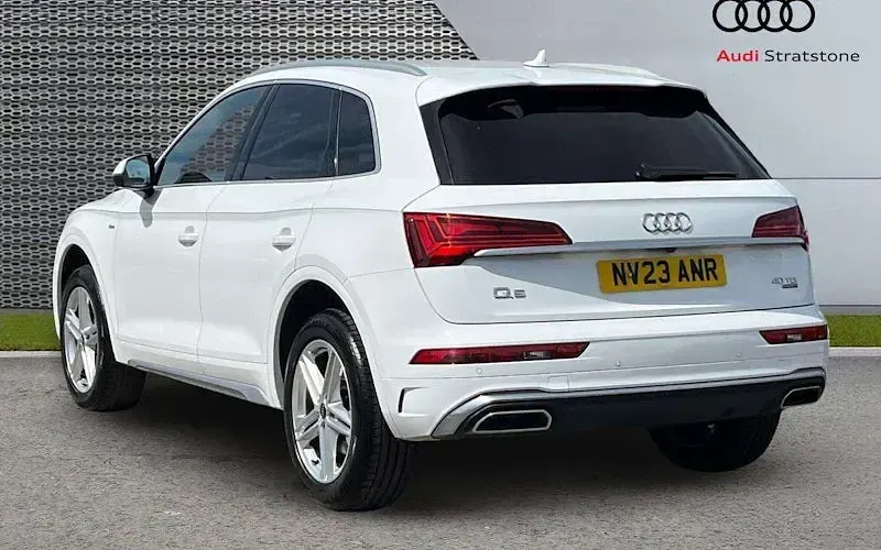 Used Audi Q5 S-Line 204 HP (150 kW) 2023 White SUV