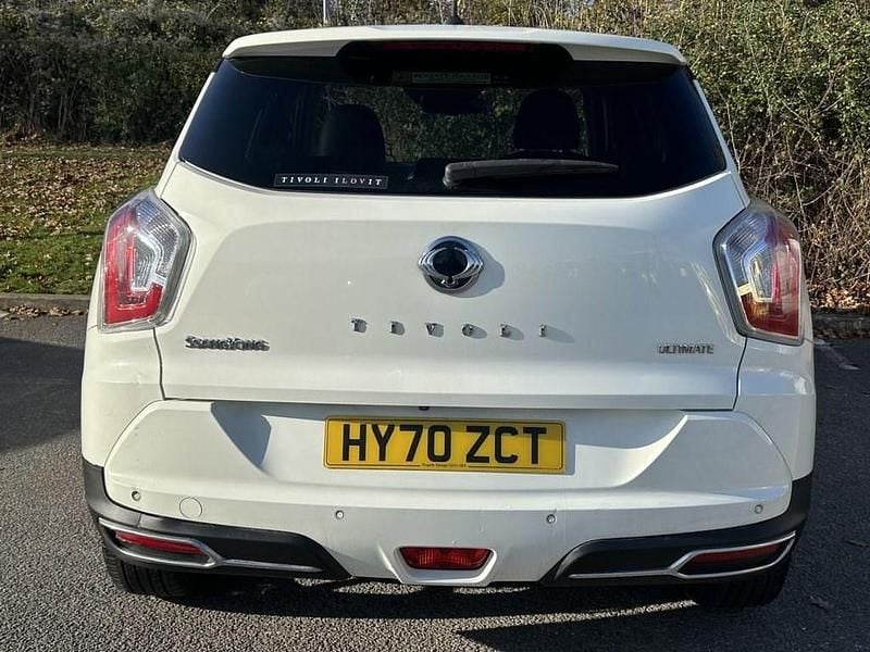 Used Ssangyong (KGM) Tivoli 128 HP (94 kW) 2020 White SUV