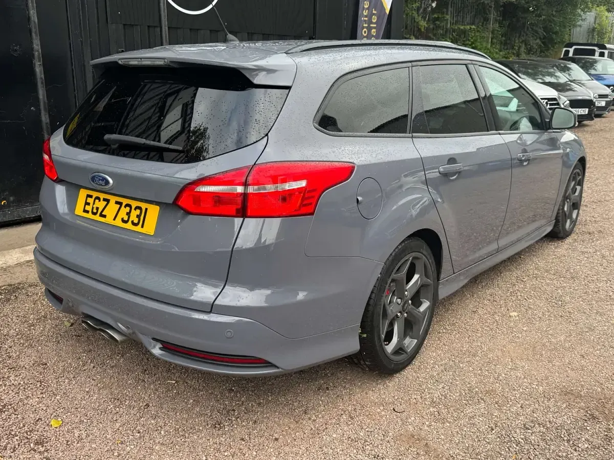 Used Ford Focus ST 2017 Grey Estate