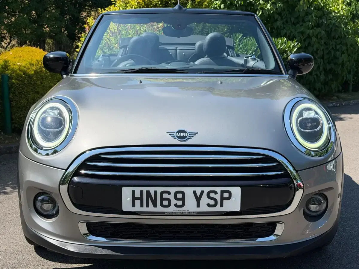 Used Mini Cooper Cabriolet Exclusive 134 HP (98 kW) 2019 Silver Cabriolet