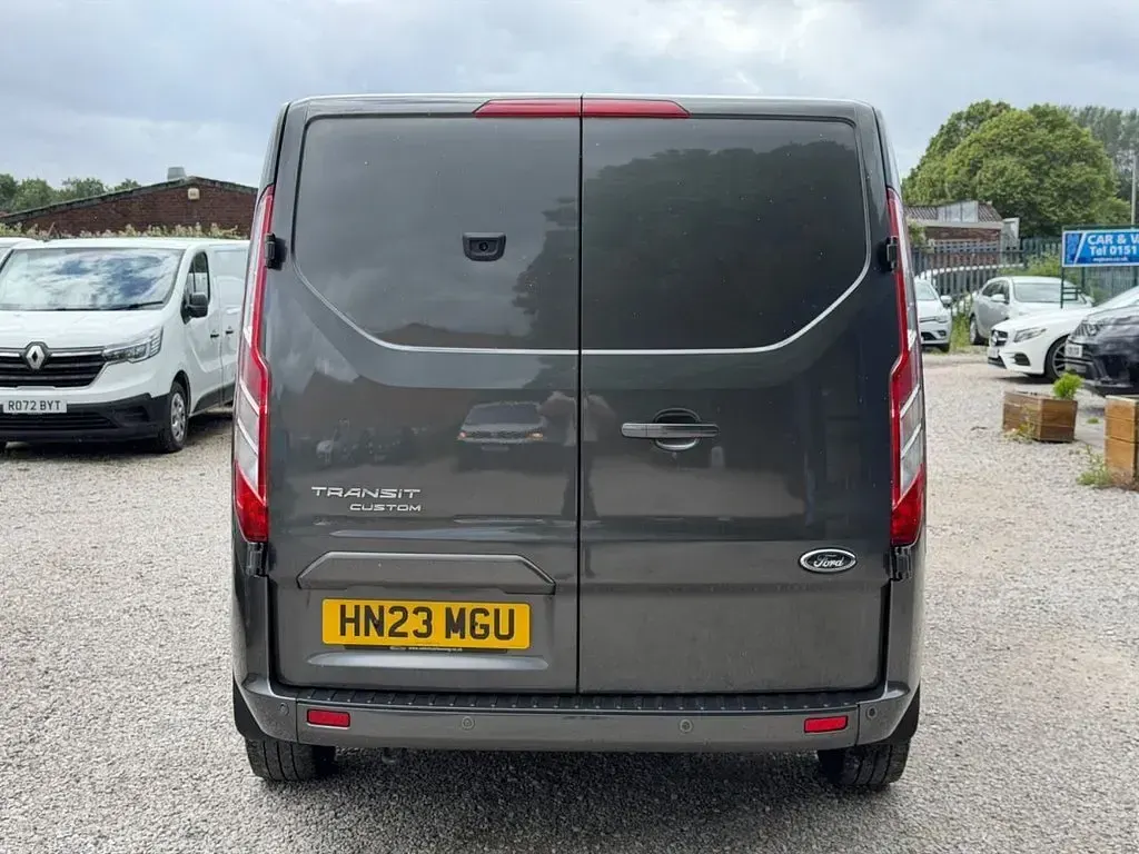 Used Ford Transit Custom Limited 130 HP (95 kW) 2023 Grey Van