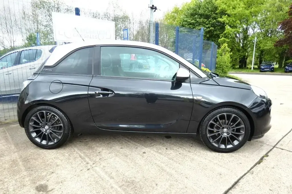 Usado Vauxhall Adam Jam 70 CV (51 kW) 2017 Negro Utilitario