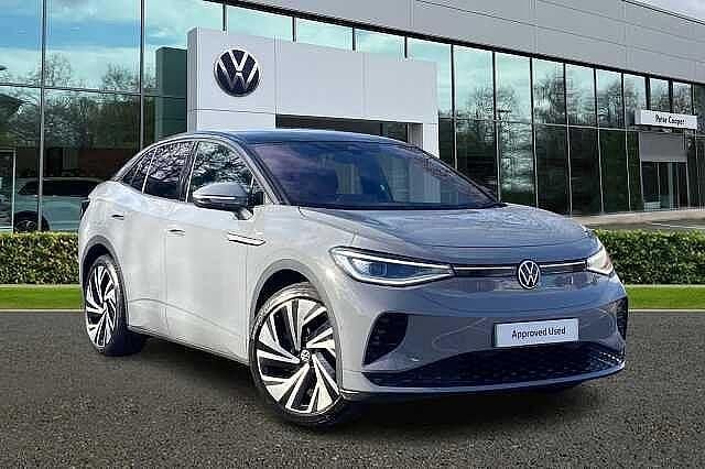 Moonstone grey Used 2022 VW ID.5 GTX SUV | £25,991 (Fair price) - Image 1/4