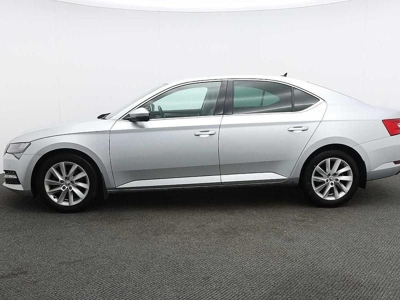 Used Skoda Superb SE Technology 117 HP (86 kW) 2019 Silver Hatchback