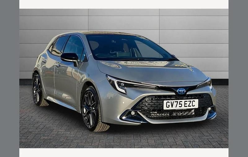 New Toyota Corolla 178 HP (130 kW) 2025 Silver Hatchback
