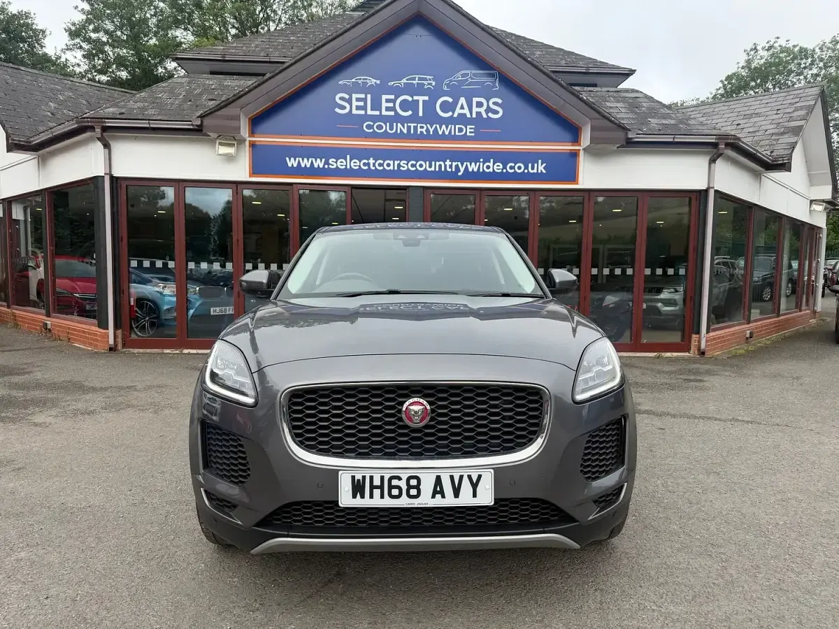 Used Jaguar E-Pace SE 150 HP (110 kW) 2018 Grey SUV