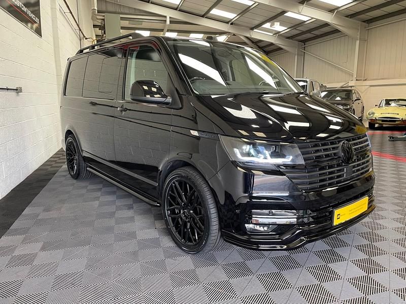 Used VW Transporter Highline 150 HP (110 kW) 2022 Black Van
