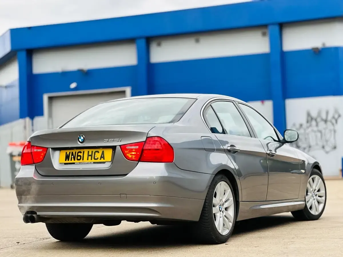 Used BMW 325 2011 Grey Sedan