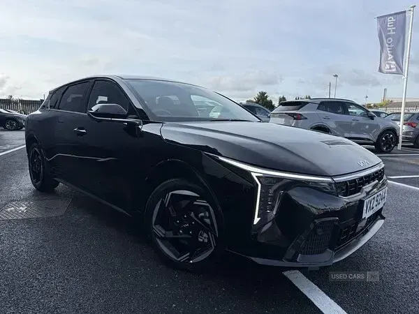 New Kia K4 GT-Line 113 HP (83 kW) 2026 Hatchback