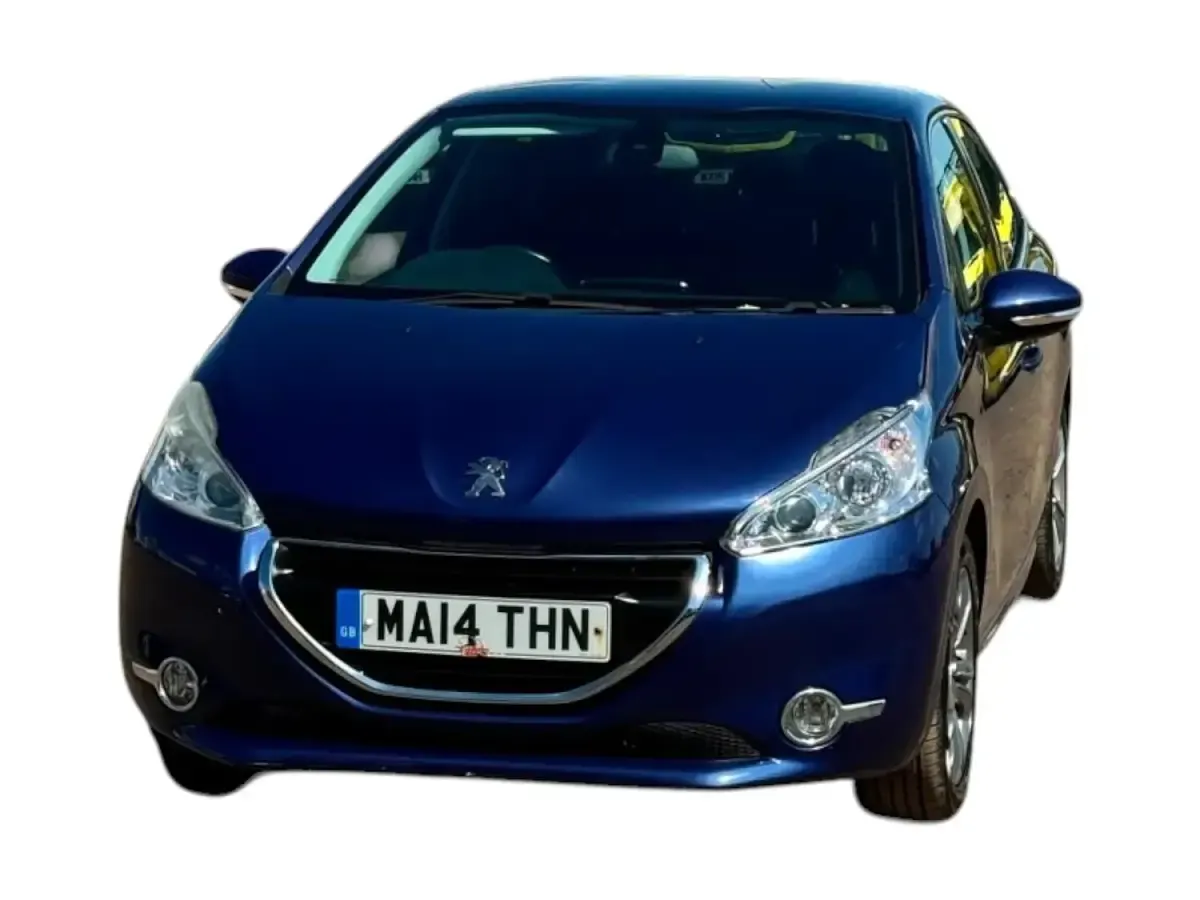 Used Peugeot 208 Allure 82 HP (60 kW) 2014 Blue Hatchback