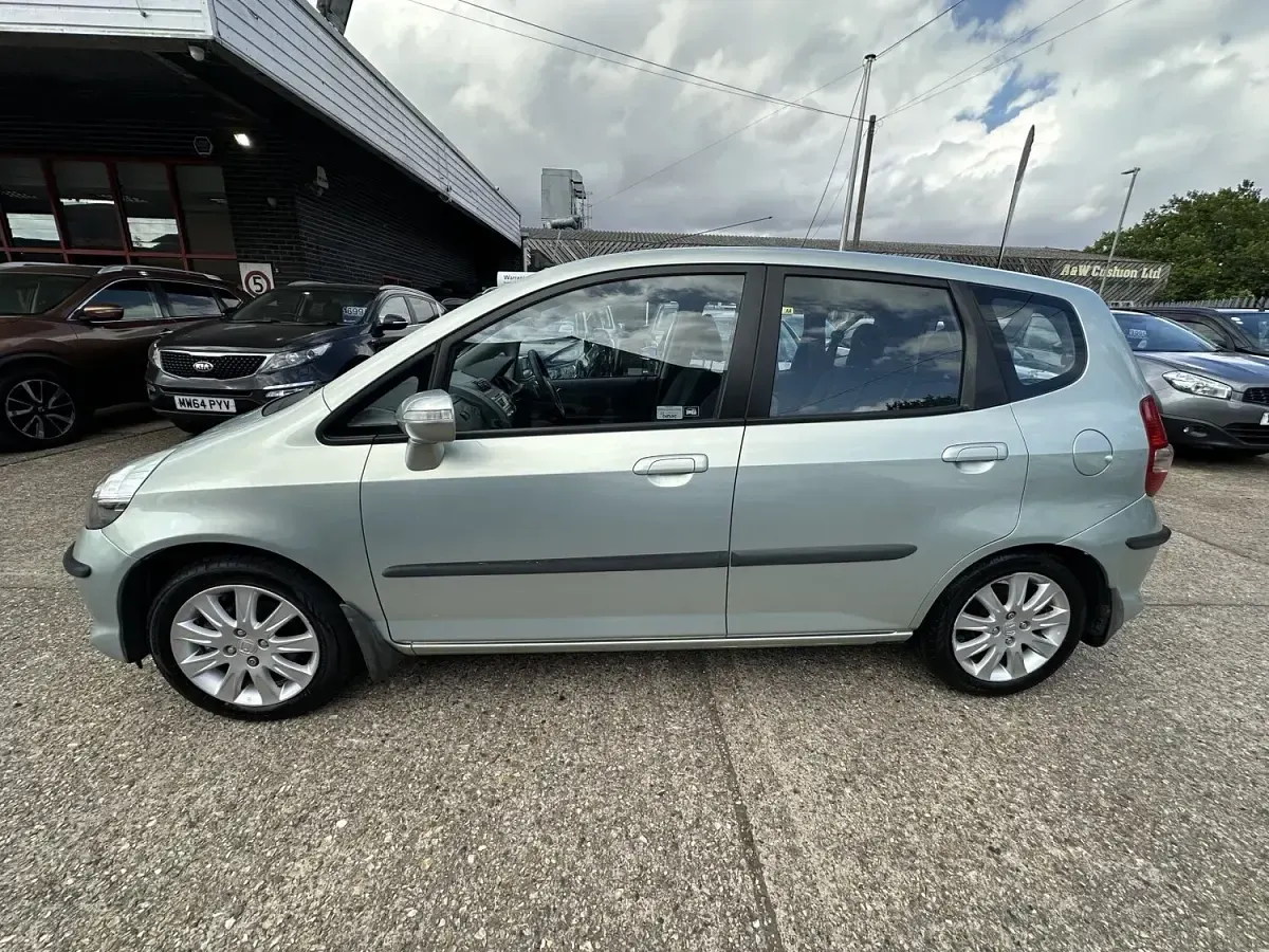 Used Honda Jazz SE 81 HP (59 kW) 2008 Green Hatchback