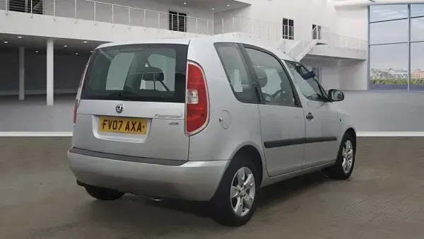 Used Skoda Roomster 64 HP (47 kW) 2007 Silver MPV
