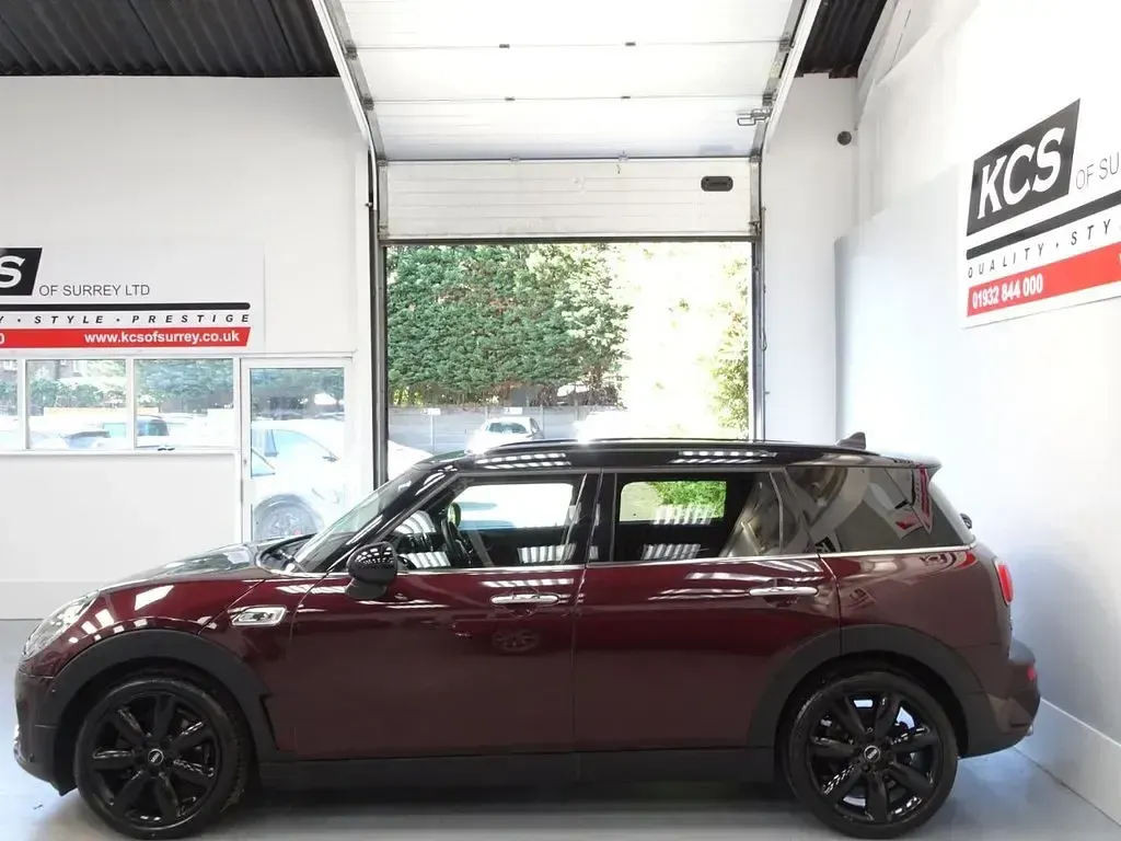 Used Mini Cooper Clubman Exclusive 192 HP (141 kW) 2018 Maroon Estate