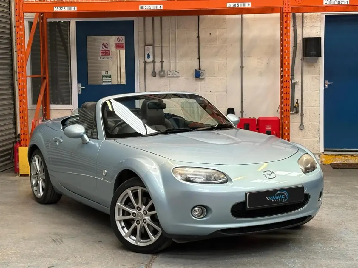 Begagnad Mazda MX5 2008 Blå Cab