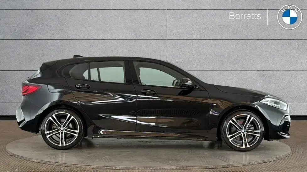 Used BMW 118 M Sport 134 HP (98 kW) 2024 Black Hatchback