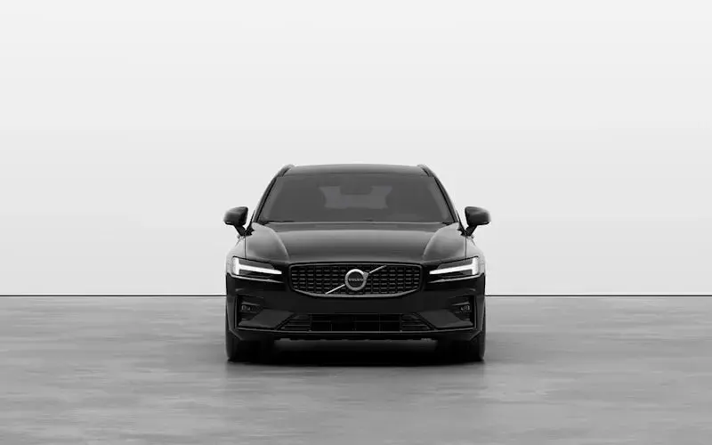 New Volvo V60 Plus 197 HP (144 kW) 2026 Estate