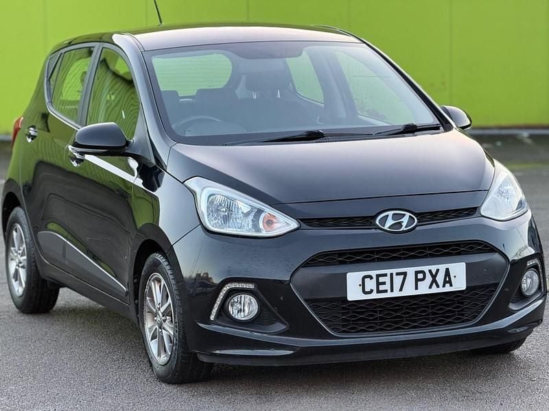 Black Used 2017 Hyundai i10 Premium Hatchback | £4,300 (Super price) - Image 1/4
