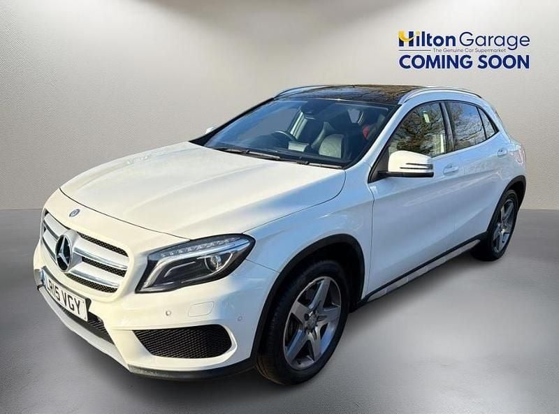 White Used 2015 Mercedes GLA220 AMG line SUV | £13,450 (Fair price) - Image 1/1
