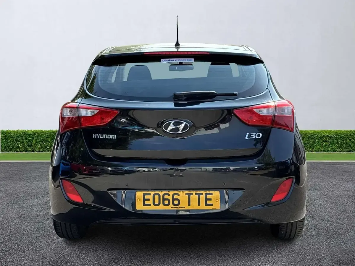 Used Hyundai i30 SE 2016 Black Hatchback