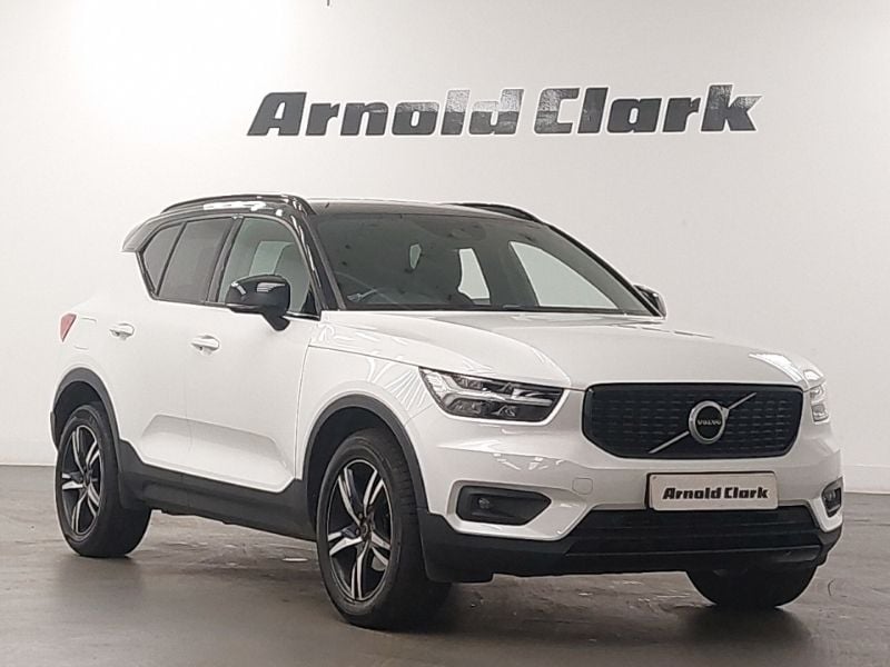 White Used 2018 Volvo XC40 R-Design SUV | £17,998 (Good price) - Image 1/4