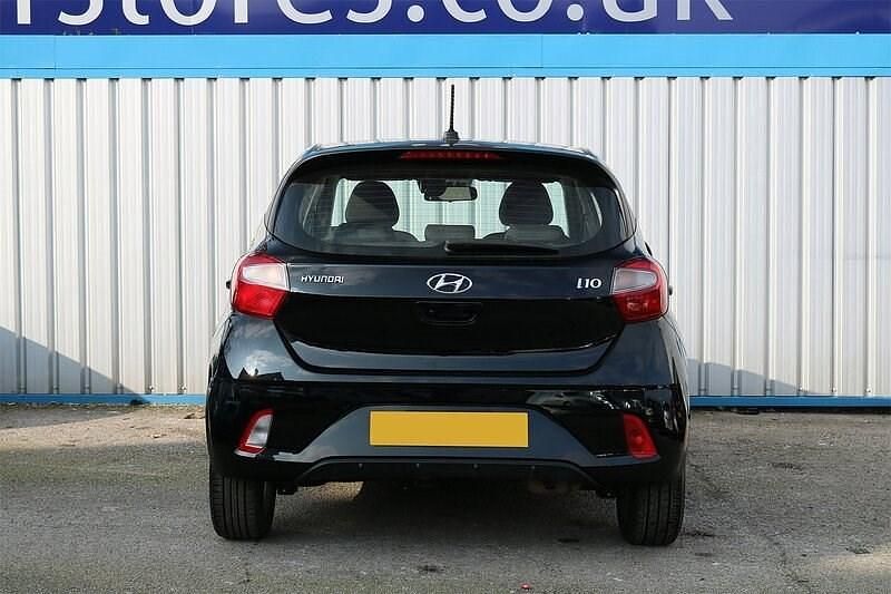 Used Hyundai i10 SE 67 HP (49 kW) 2021 Black Hatchback