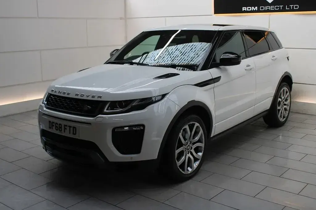 Used Land Rover Range Rover evoque HSE Dynamic 180 HP (132 kW) 2019 White SUV
